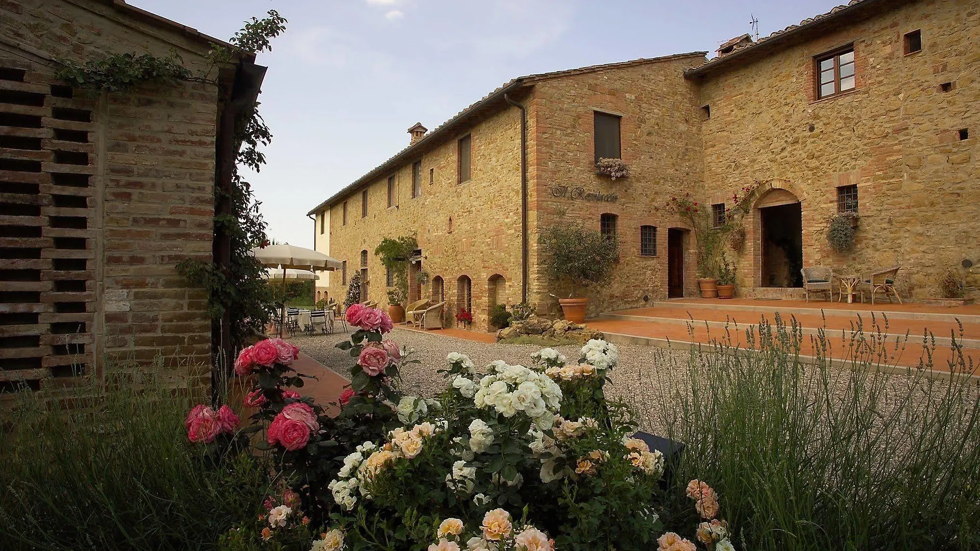 Apartment Il Rosolaccio Guest House San Gimignano Italy